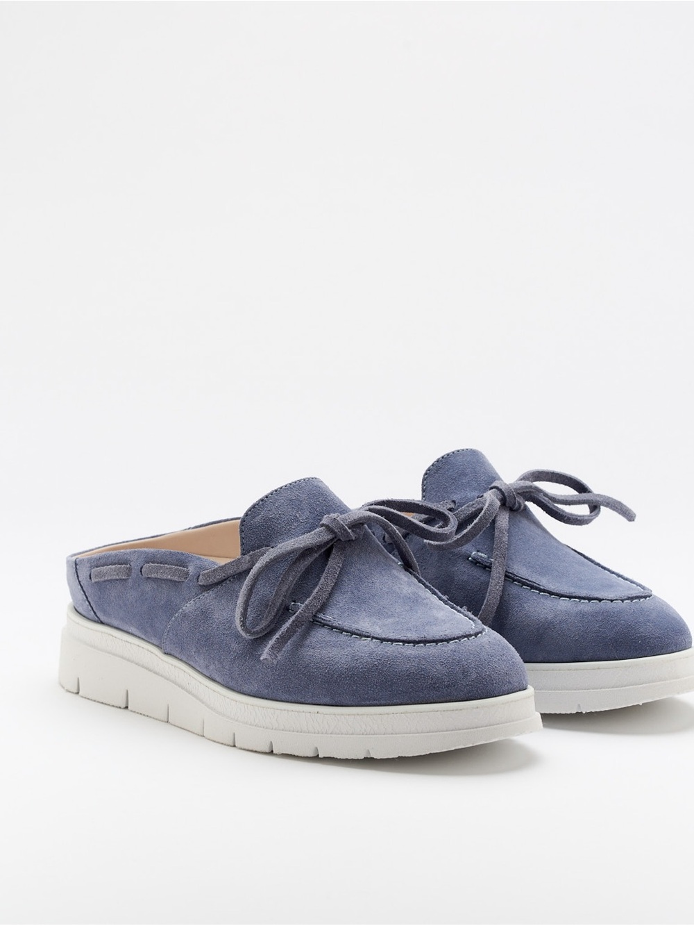 NWT Softwaves Milana Glacial Blue Suede Slip-On Mule Loafers